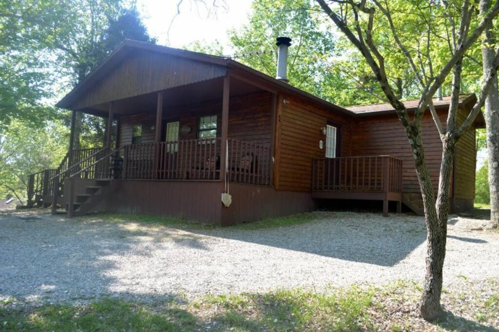 Optimum Cabin #12 With Hot Tub And Jacuzzi On Patoka Lake In Southern Indiana Seymour Exterior foto